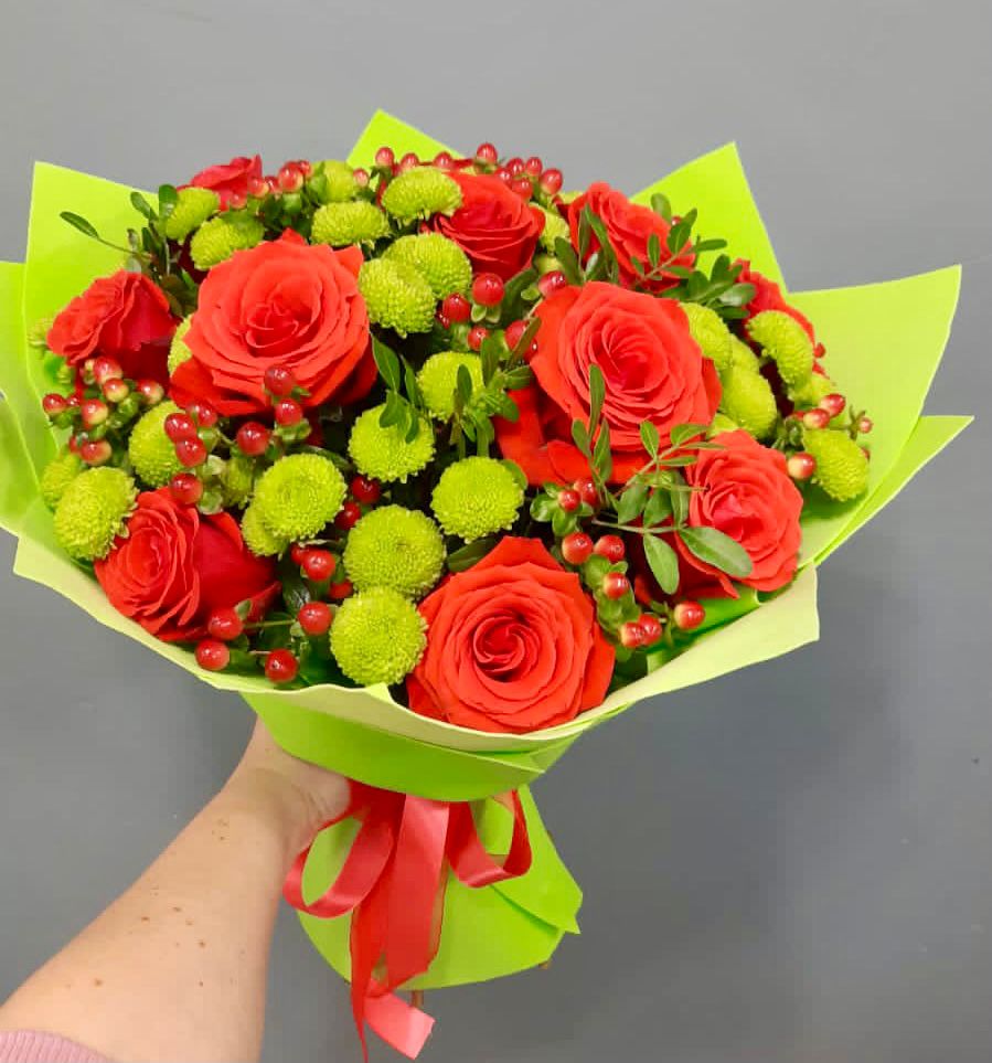 Букет цветов из: Хризантемы и Розы в Мышкине