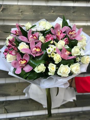Букет цветов из: Розы и Хризантемы в Мышкине