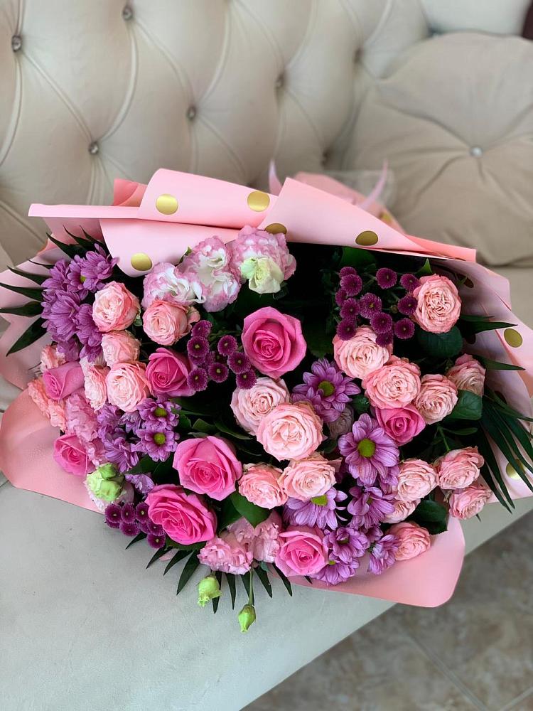 Букет цветов из: Хризантемы, Розы и Лизиантусы в Мышкине