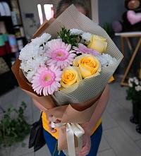 Букет цветов из:  Герберы, Розы и Хризантемы в Мышкине