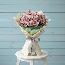 Букет цветов из:  Орхидеи и Розы в Мышкине