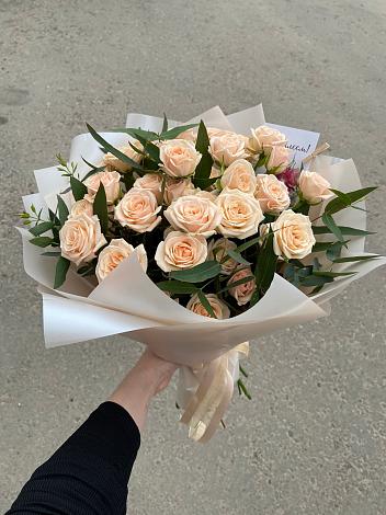 Букет Кремовые розы Латте в Мышкине