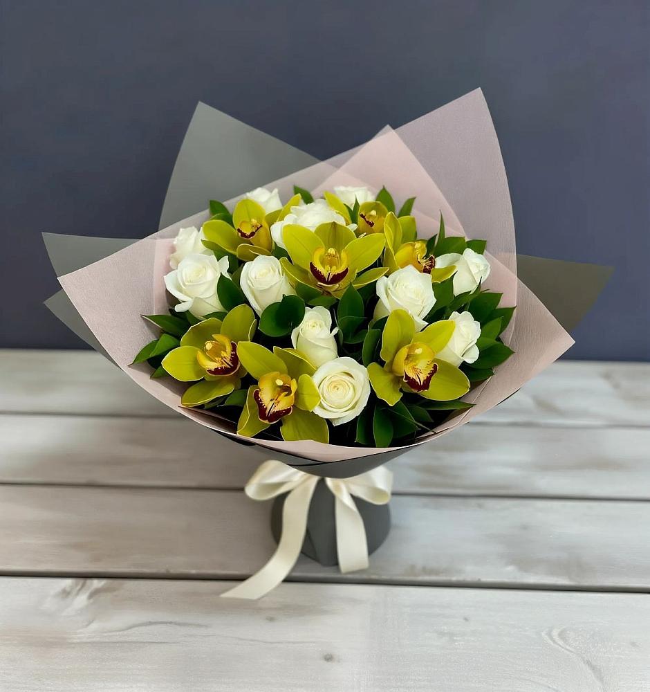 Букет цветов из: Орхидеи и Розы в Мышкине