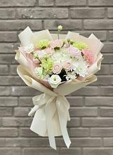 Букет цветов из:  Гвоздики, Розы, Лизиантусы и Хризантемы в Мышкине
