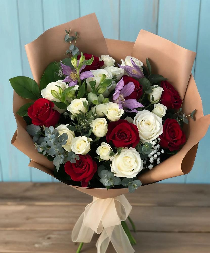 Букет цветов из: Розы и Альстромерии в Мышкине