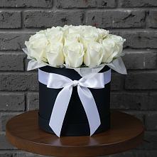 Цветочная композиция из Розы в шляпной коробке в Мышкине